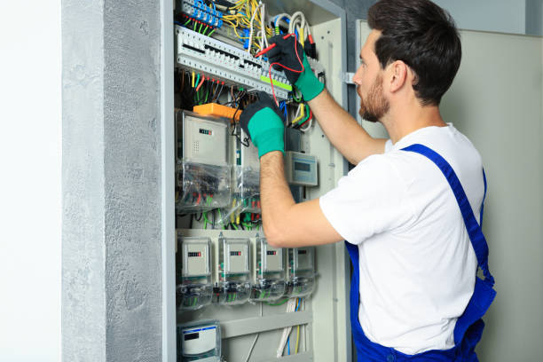Best Commercial Electrician Services  in Kansas City, KS